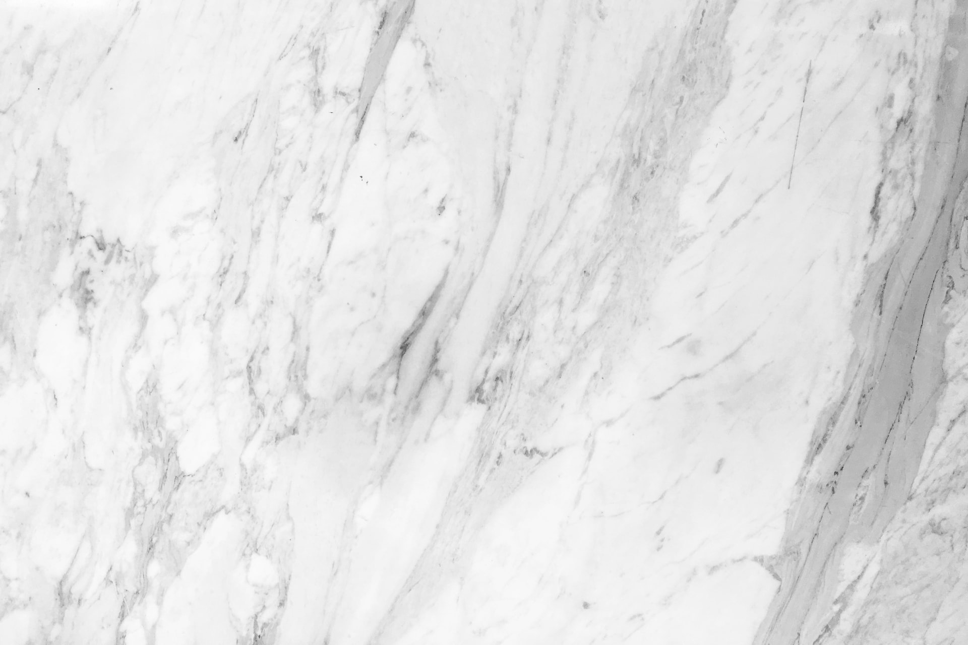 How to Elevate Your Home With White Marble to Make it Look Grand